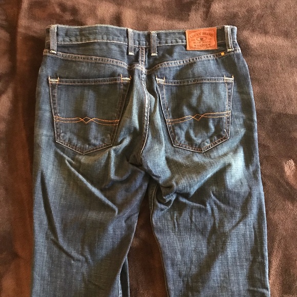 Lucky Brand Jeans - Picture 2 of 2